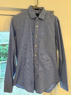 Men’s button down dress shirt